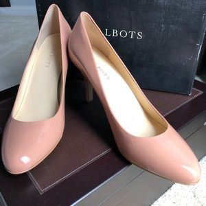 Talbots AMA4 Pink Patent Leather Heel